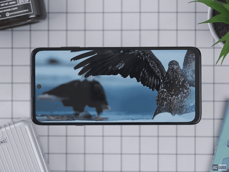 6.7-inch 90Hz 10-bit OLED screen 6.7-inch 90Hz 10-bit OLED screen