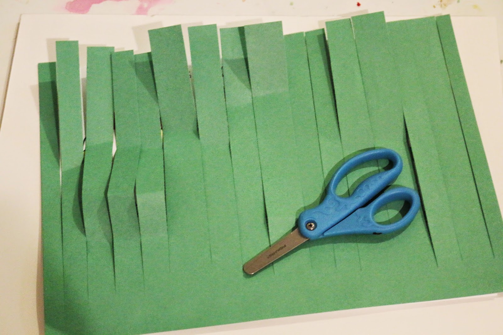 "What is Hiding in the Grass?" Cutting Activity School Time Snippets