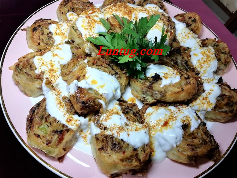 LAHMACUN İÇLİ RULO BÖREK TARİFİ VE YAPILIŞI NASILDIR ? LUNTUĞ