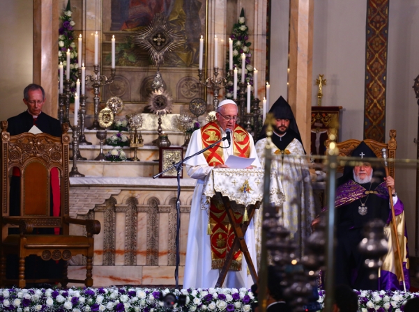 Francisco: Que Dios bendiga a la nación armenia