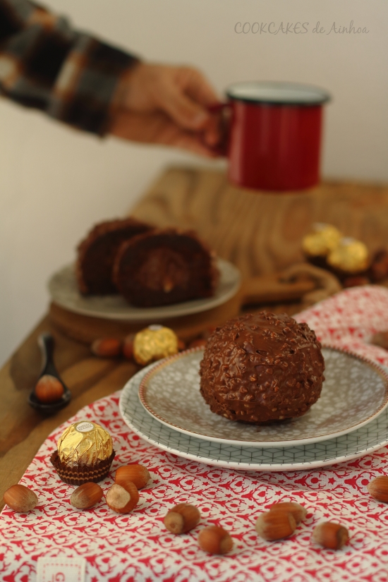 Ferrero Rocher XL (Nutella, avellanas y chocolate con leche)