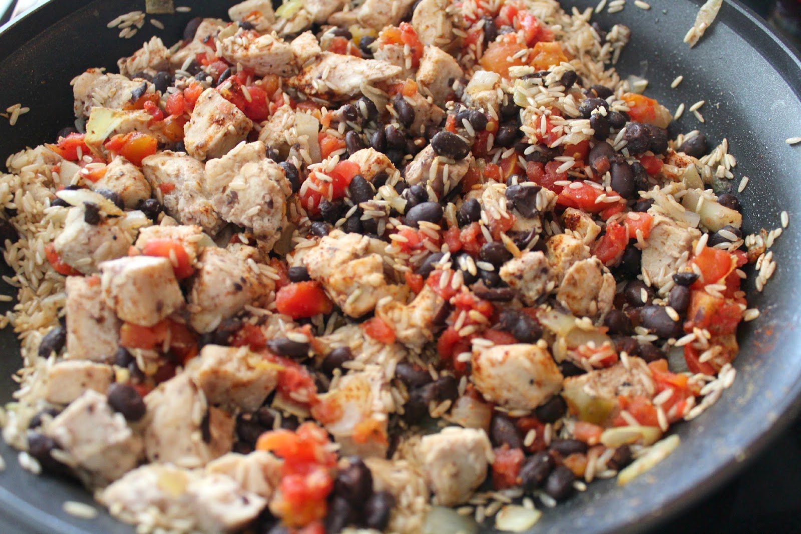 Easy One Pan Chicken Burrito Bowl Recipe A Little Desert Apartment