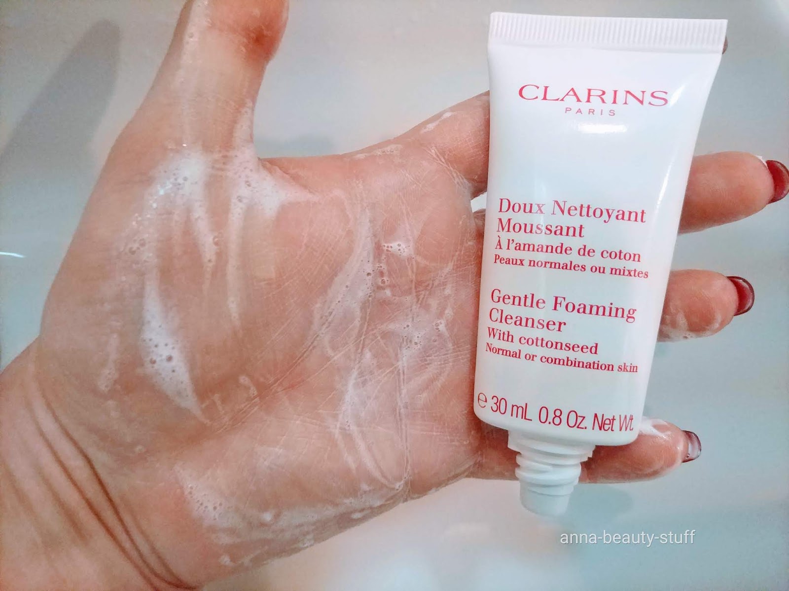 Gentle foaming cleanser. Clarins gentle Foaming Cleanser. Clarins Soothing gentle Foaming Cleanser. Clarins Cleansing Foaming. Clarins doux nettoyant moussant gentle Foaming Cleanser with cottonseed normal or combination Skin.