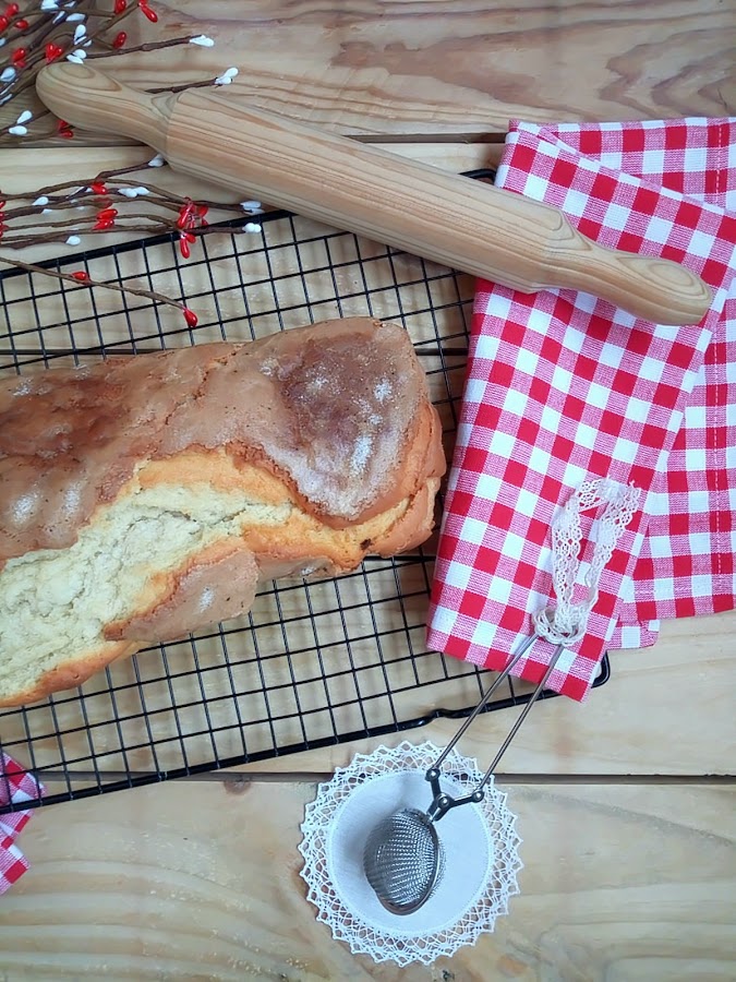 Bizcocho de nata (crema de leche). Receta tradicional para desayunos, meriendas, postres, sencilla, rica, tierno esponjoso, suave, fácil, horno, Cuca