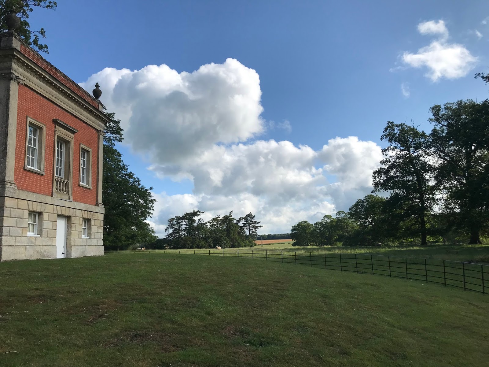 architect design™ The Landmark Trust chateau or the most perfect