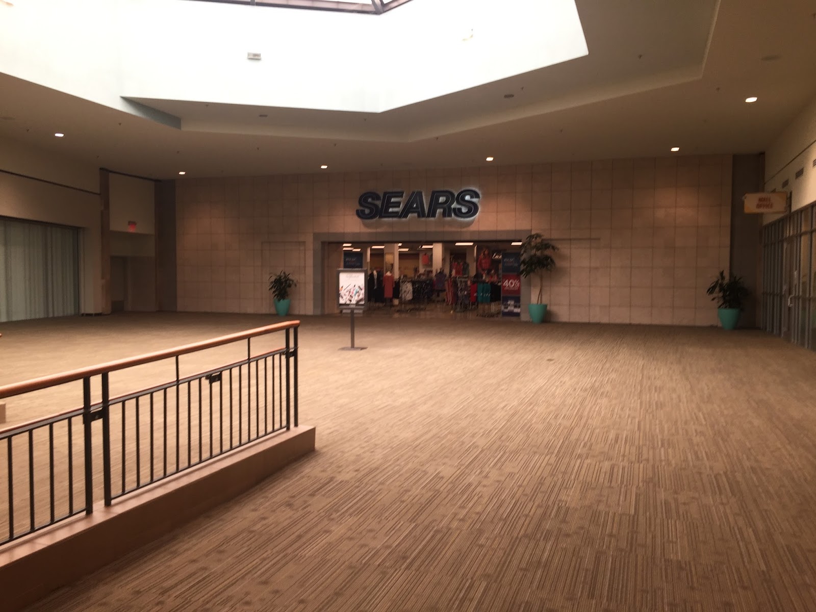 At deserted Georgia Square Mall, memories and speculation about