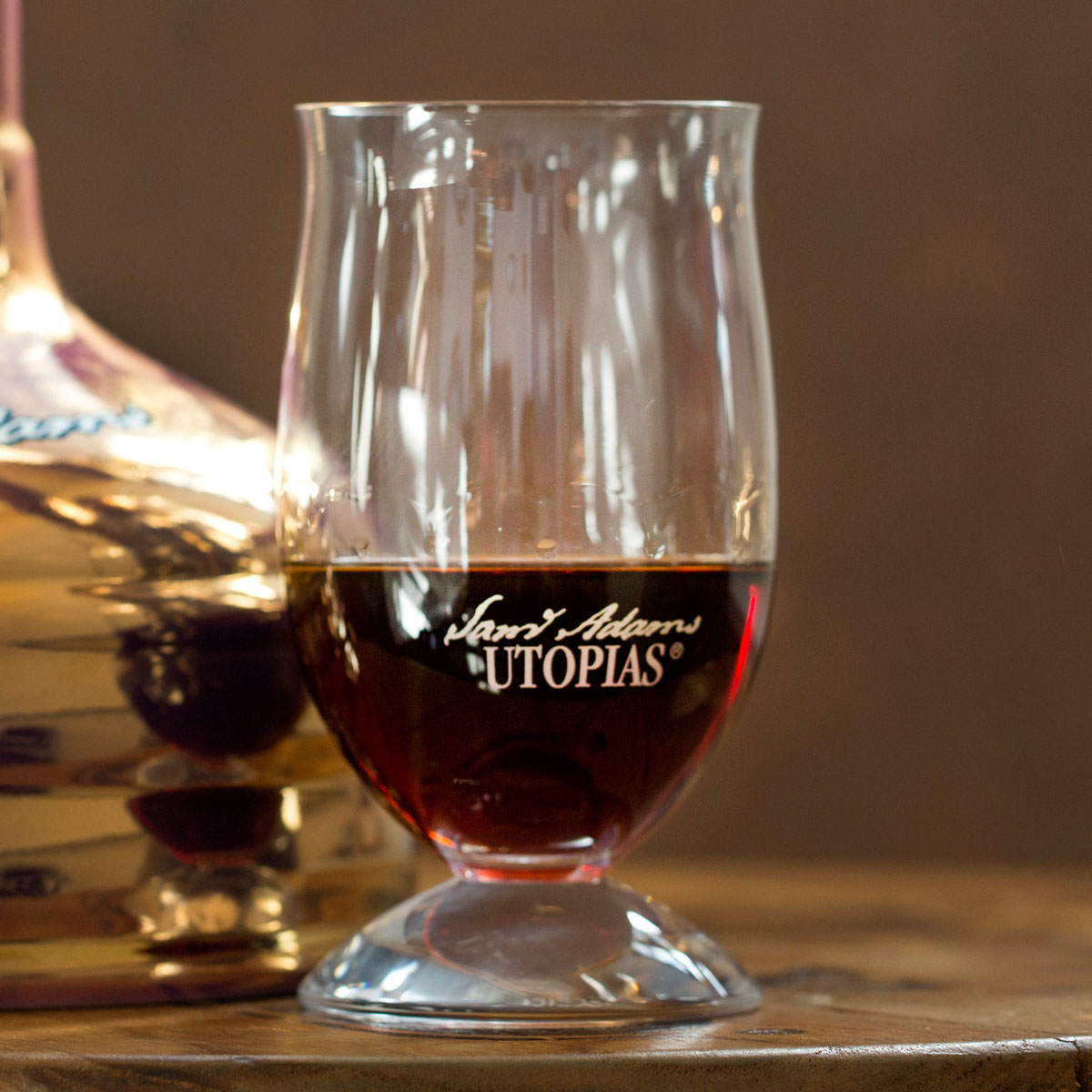 Cervezal Vaso Utopias (Samuel Adams y Riedel, Utopia Glass)