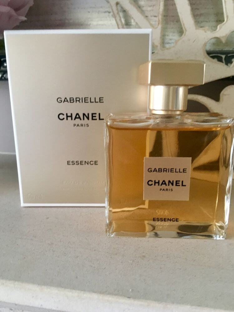 Essence chanel. Chanel Gabrielle Essence 50 ml. Chanel Gabrielle 100 мл. Chanel Gabrielle Essence 100 ml. Chanel Gabrielle Essence 5 мл.