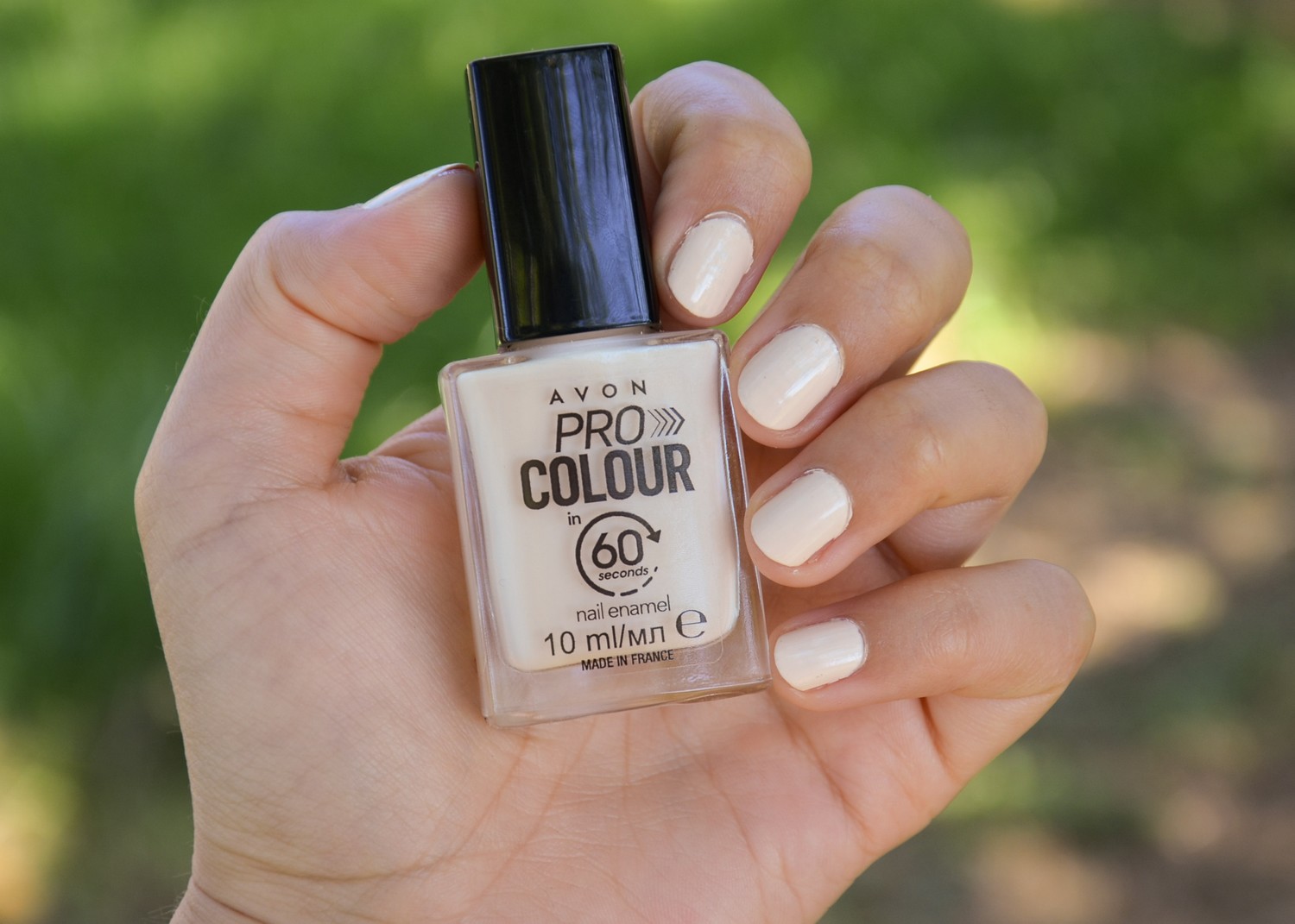 Avon Pro Colour in 60 Seconds Nail Enamel ChopChop Cream — Lana Talks