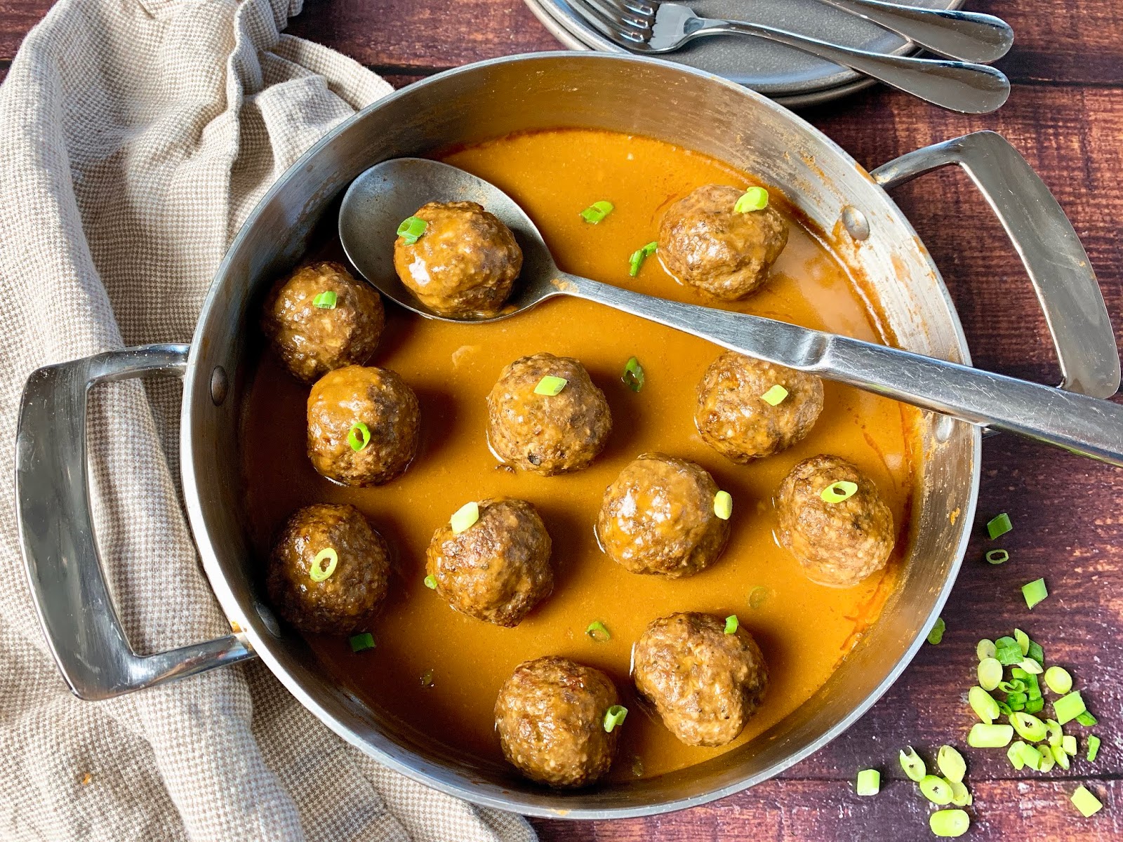 Meatballs with Easy Stovetop Gravy