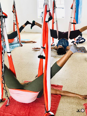 formacion-yoga-aereo-clase-completa-metodo-aeroyoga-ayurveda-meditacion-cursos-certificacion