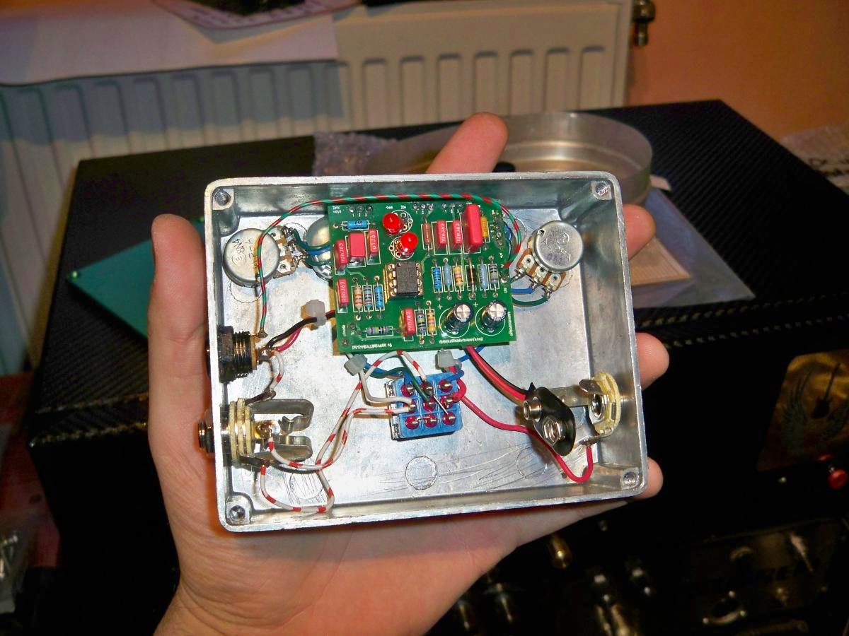 HGE Contraptions Guitar Pedal Rehousing clone