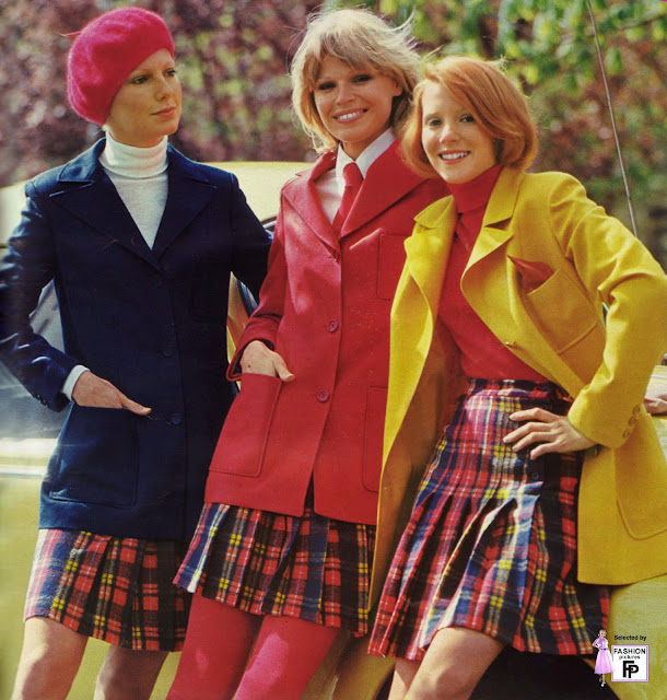Colorful Women's Street Fashions in the Early 1970s ~ Vintage Everyday