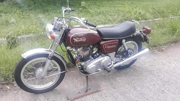 Norton Commando 850cc