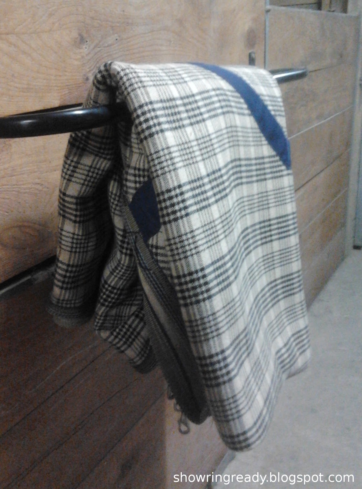 Show Ring Ready How to Fold a Sheet