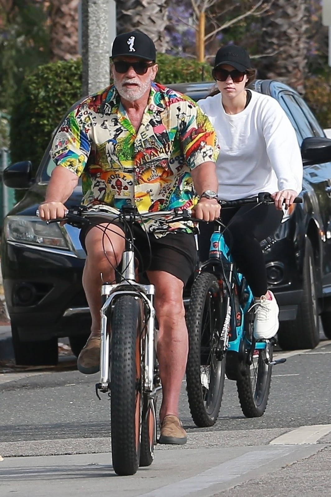 Christina and Arnold Schwarzenegger Out Riding Bikes in Brentwood 15