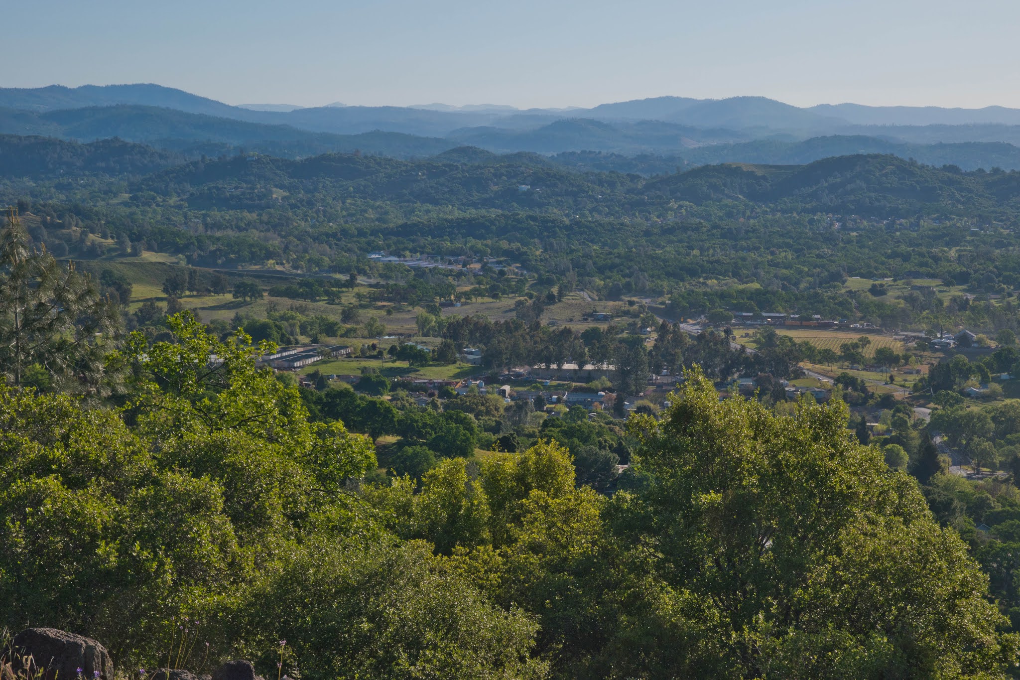 Hiking Shenandoah Table Mountain (Jamestown, CA)