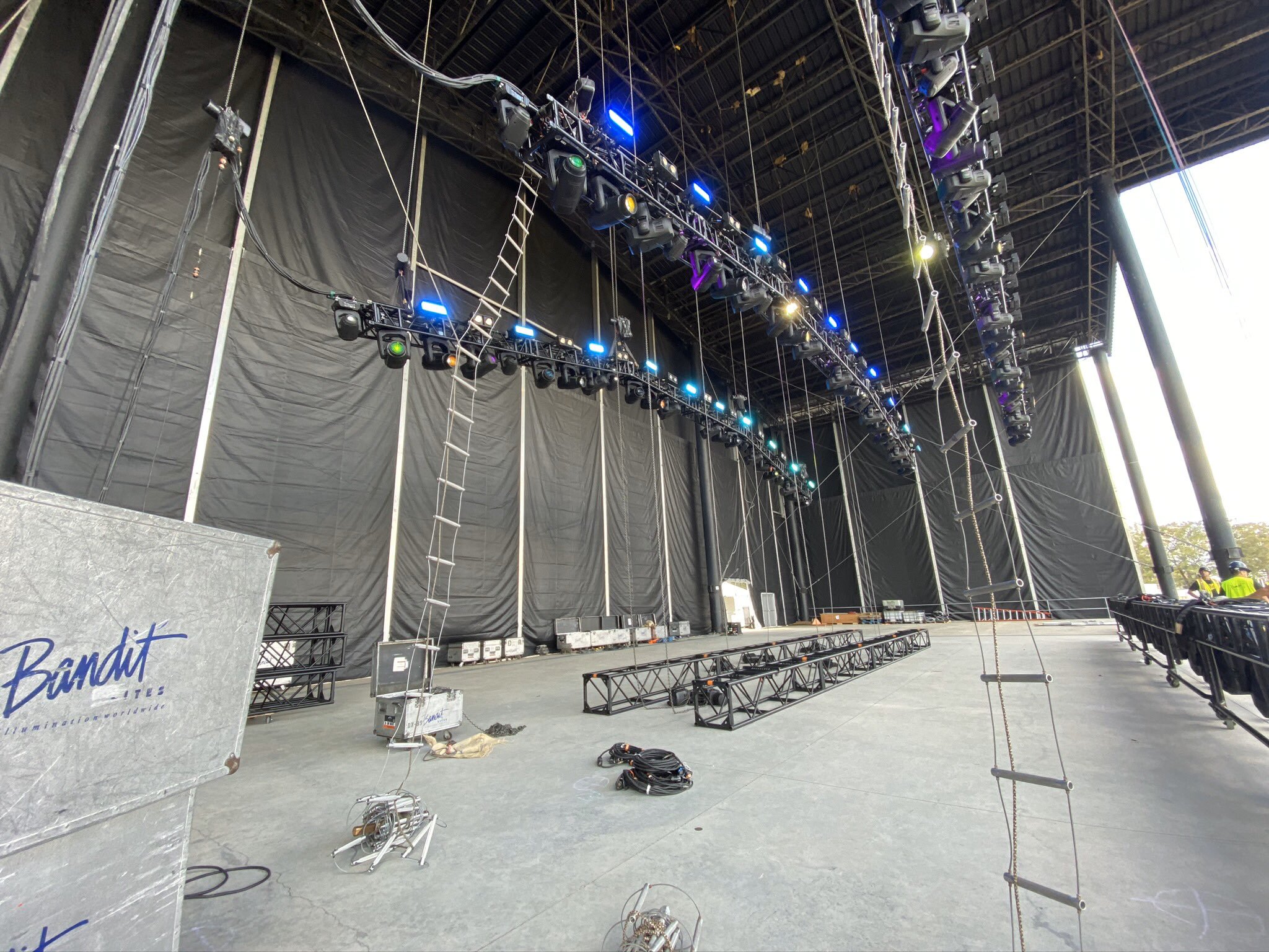 Dimmer Beach Basic Info Every Stagehand Should Know