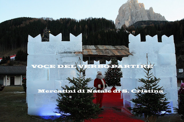 MERCATINI DI NATALE SULLE DOLOMITI CASTELLO DI GHIACCIO