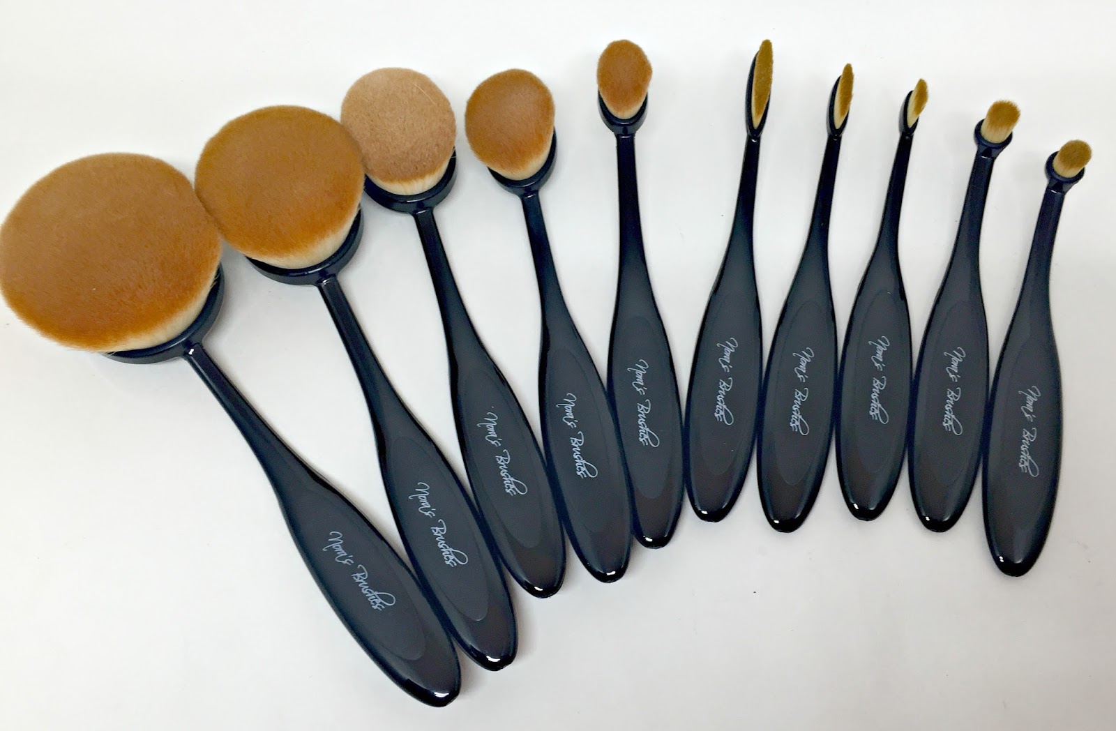 GlamRiver Oval Brush Set by Nora's Brushes