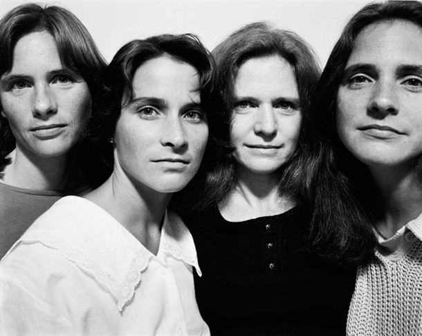 1986 photo Brown Sisters