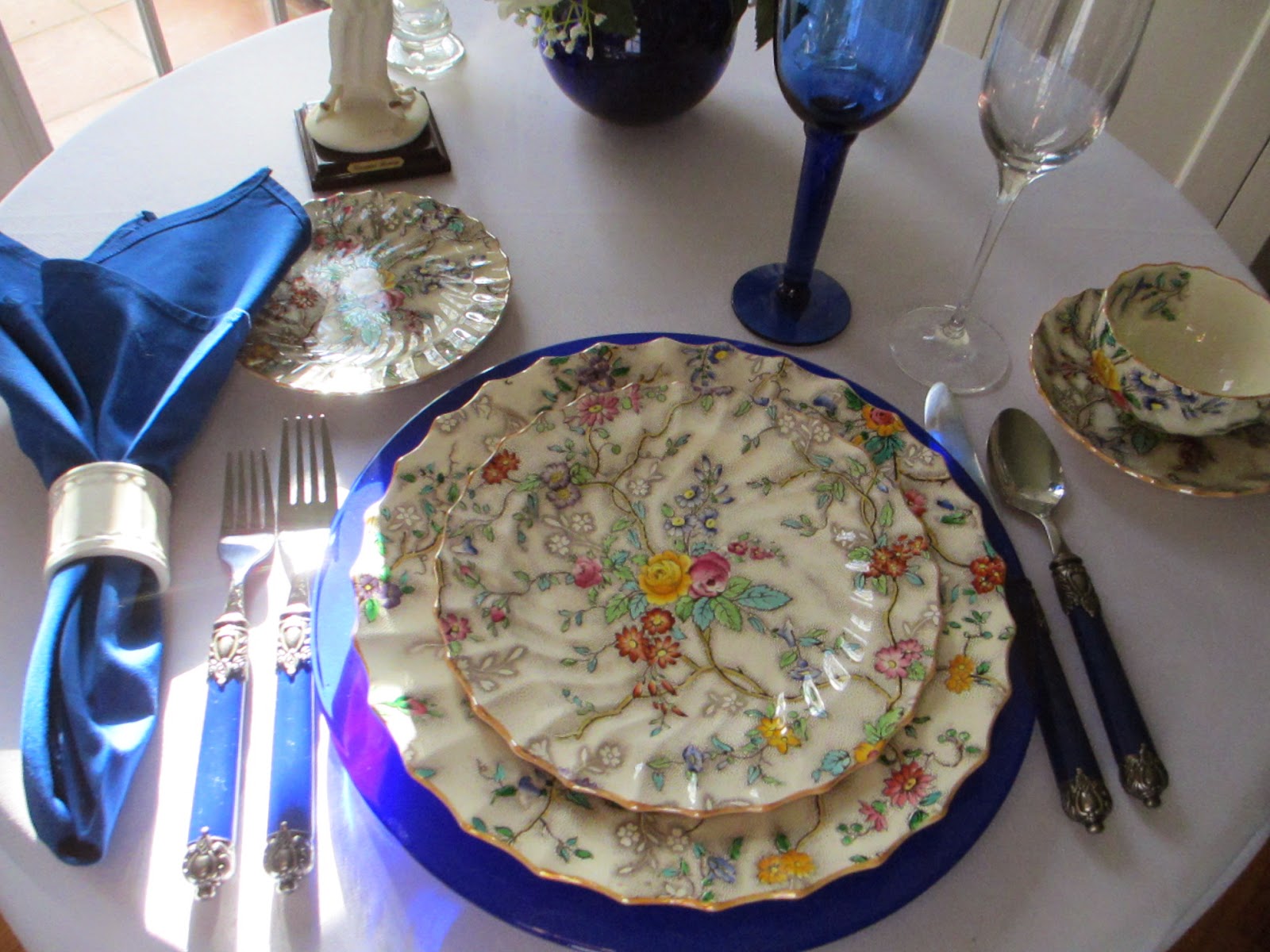 Table for One: Patricia by Spode Table for One