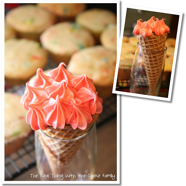 How to bake cupcakes in an ice cream cone...the easy way! #Recipe #KitchenTips #Cupcakes #RealCoake