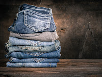 4 Celana Jeans Termahal, Diskon Besar Besaran