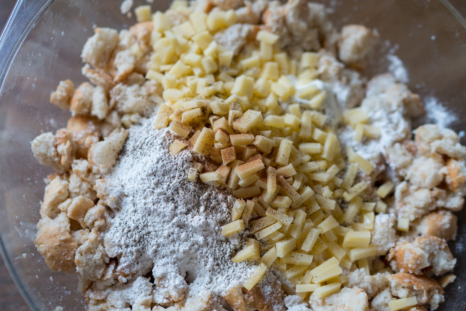 Outdoor Kitchen 02 | Südtiroler Spinat-Käse-Knödel Outdoor Kitchen 02 | Südtiroler Spinat-Käse-Knödel