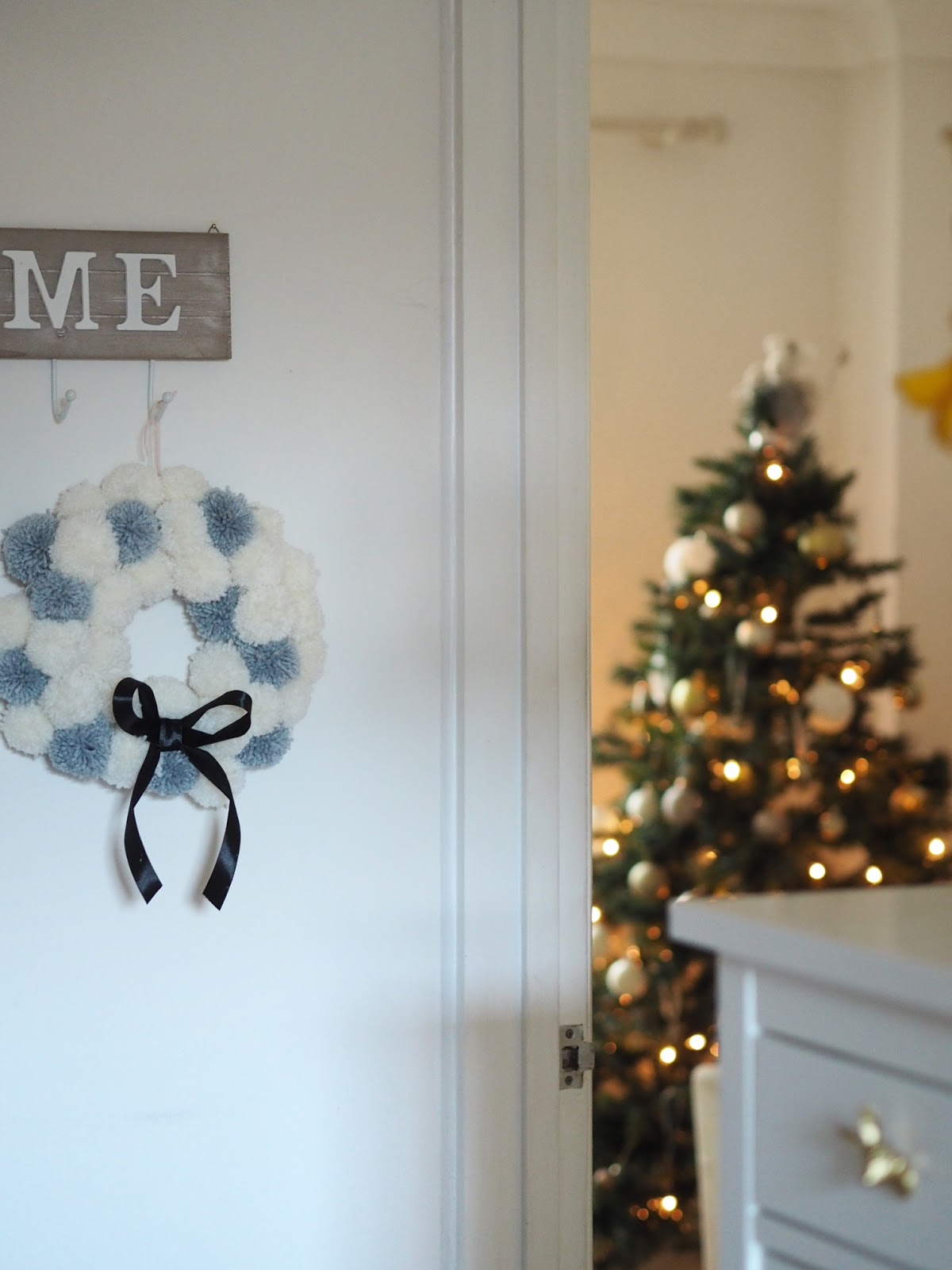 Christmas Garland Red White Green Yarn Pom Pom Christmas 