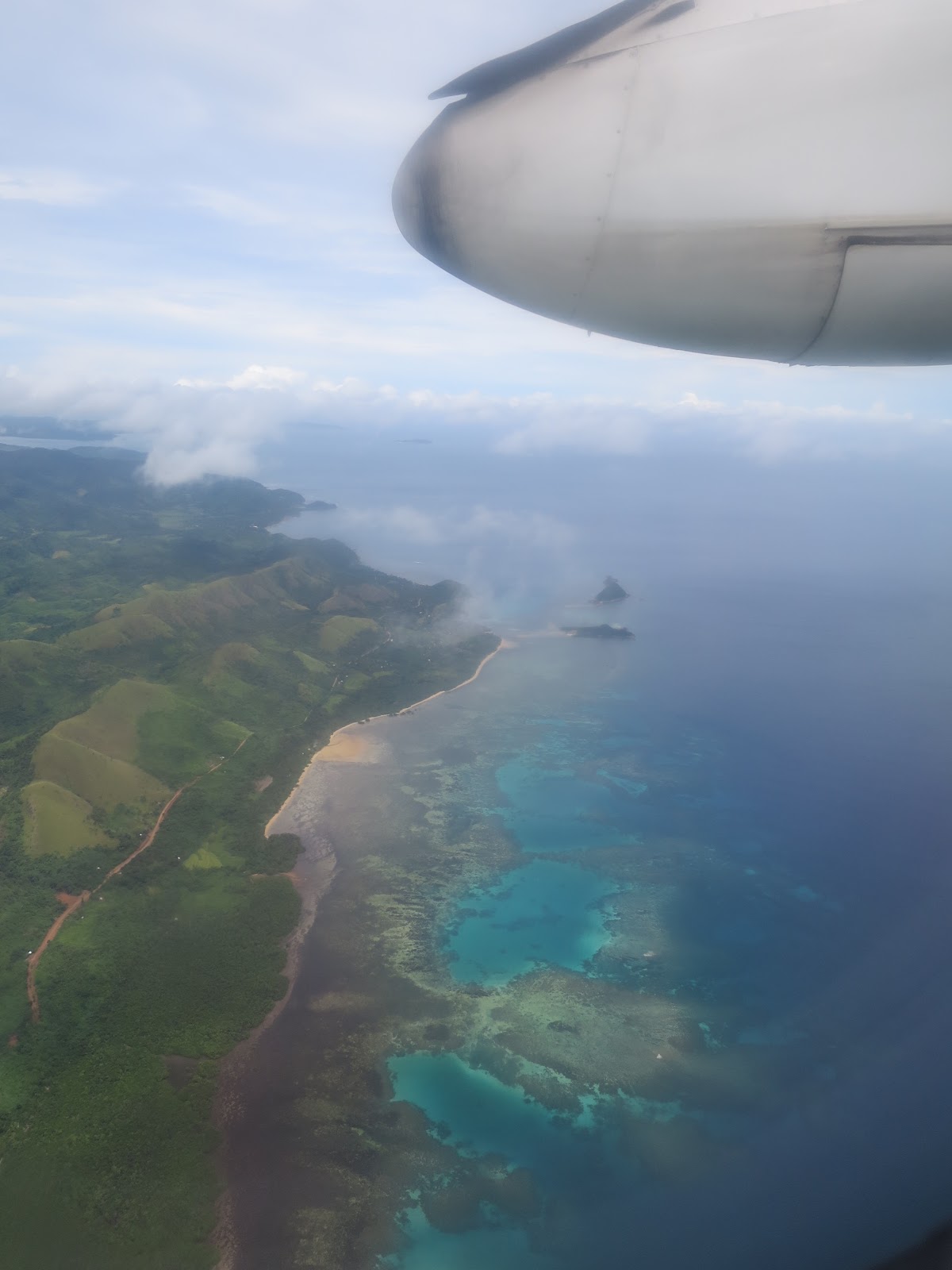 isana ブスアンガ島ツアー 9/913 その1