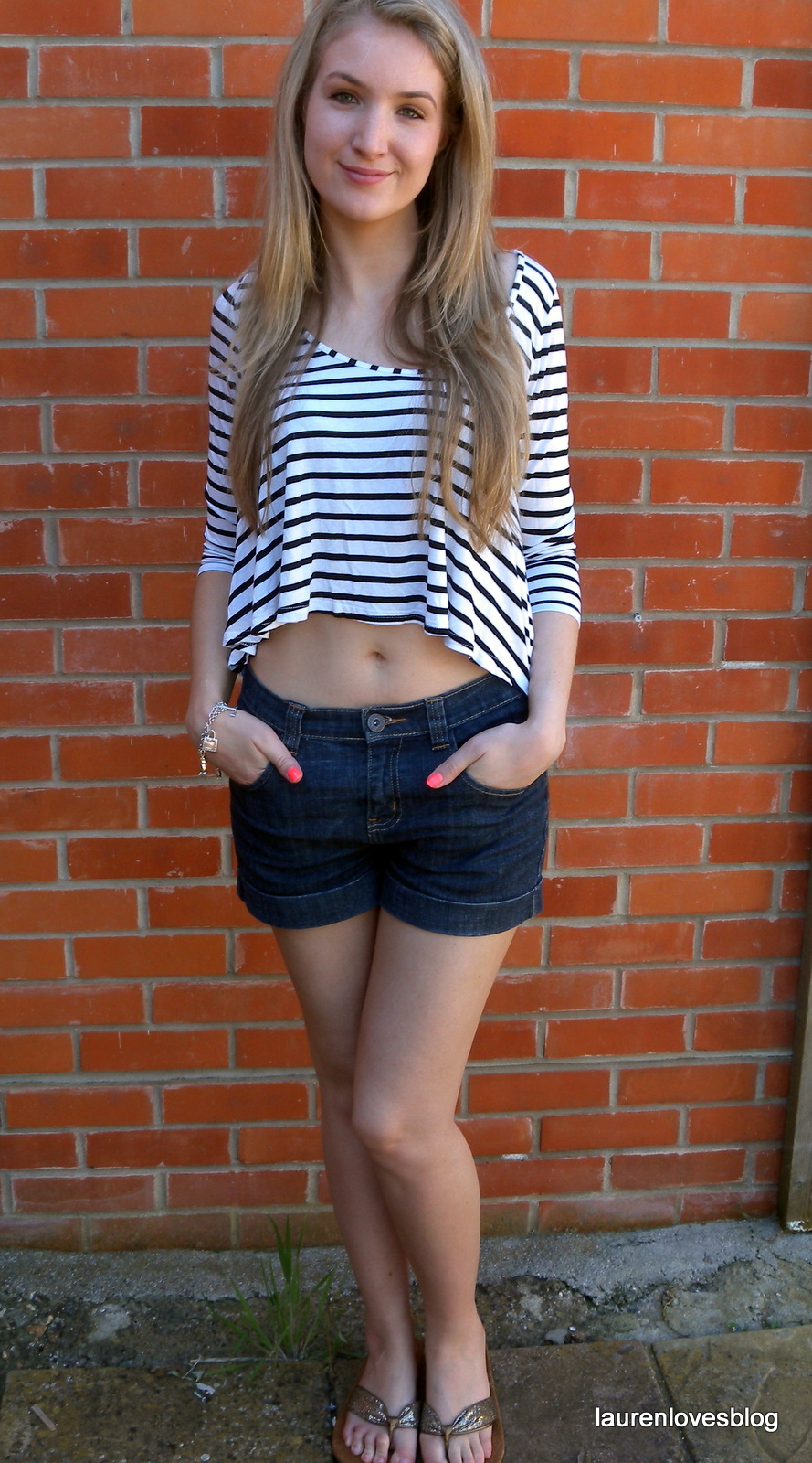 Outfit Post Crop Top And Denim Shorts Lauren Loves Blog