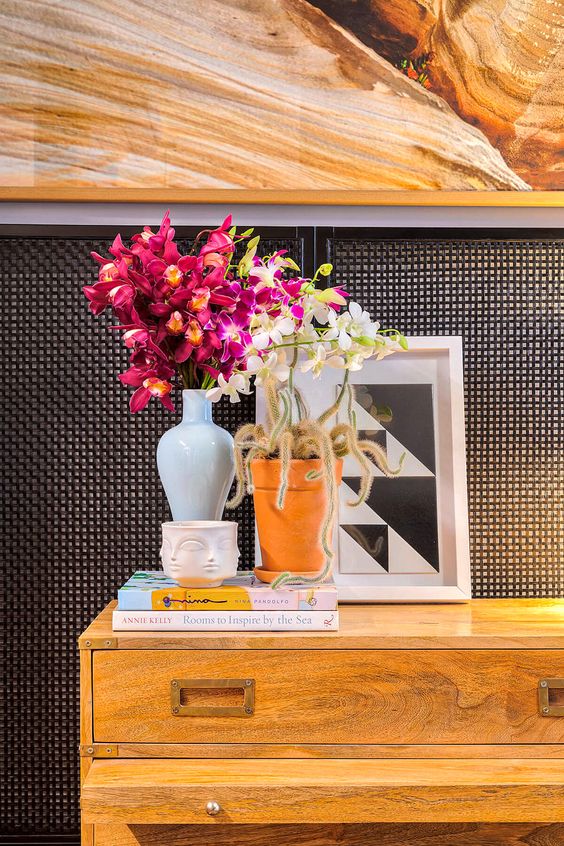 CRIADOS - UM APOIO MAIS QUE NECESSÁRIO