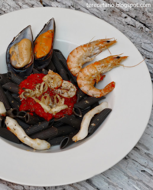  MACARRONES AL NERO DI SEPIA 
