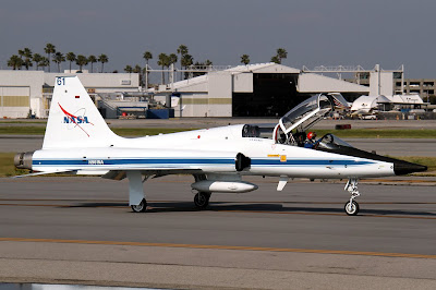 airport 38n flightlines aero pacific departed talon nasa bound el