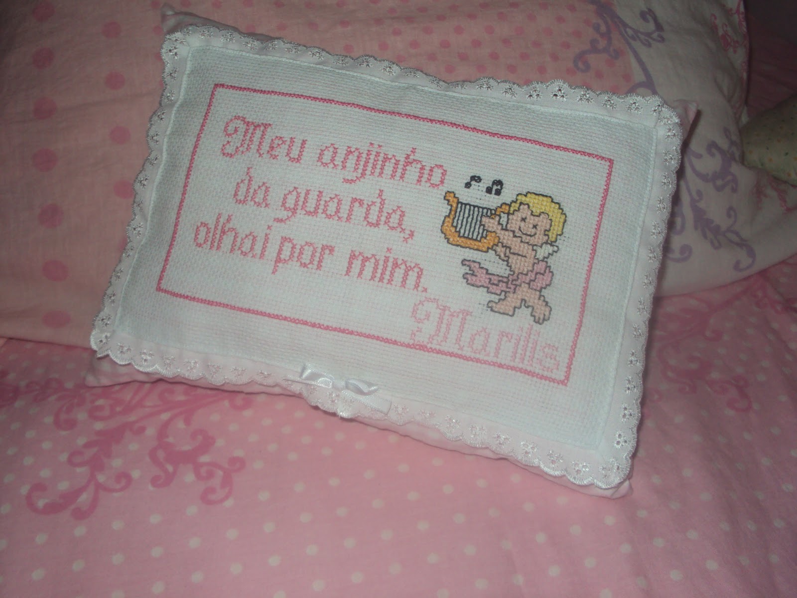 Ponto Cruz: Almofada - Anjo da Guarda