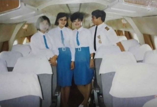 Đồng phục áo sơ mi trắng - chân váy xanh vietnam airlines