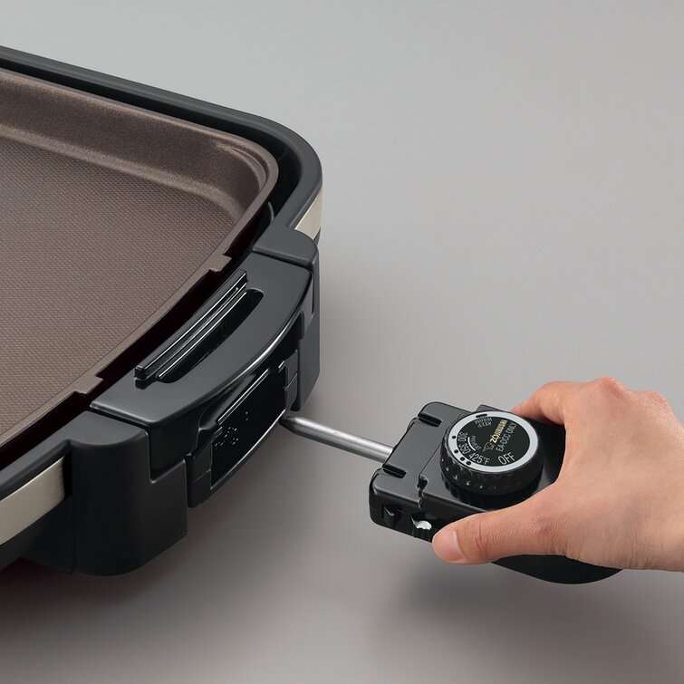 Review ﻿Zojirushi Gourmet Sizzler® Electric Griddle, Stainless Brown