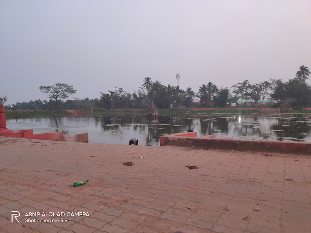 64 yogini temple hirapur bhubaneswar, chausathi yogini temple hirapur khordha bhubaneswar odisha, dark odisha blogspot, maa mahamaya pool/pond