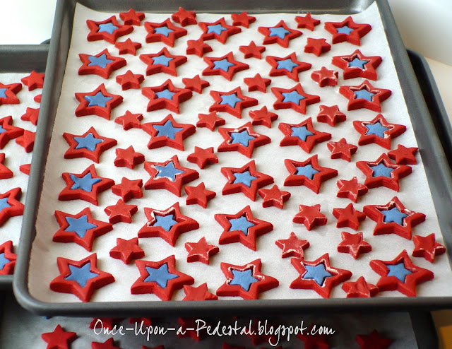 4th-of-july-cake-surprise-inside-stars-free-tutorial-deborah-stauch