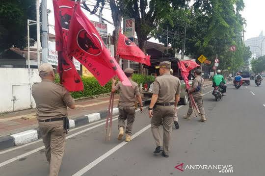 Pilgub Sumbar Tanpa PDIP, Tokoh Papua: Semoga Indonesia juga Tanpa PDIP Pilgub Sumbar Tanpa PDIP, Tokoh Papua: Semoga Indonesia juga Tanpa PDIP