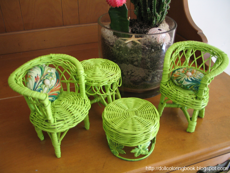 Refinish Wicker Doll Furnishings