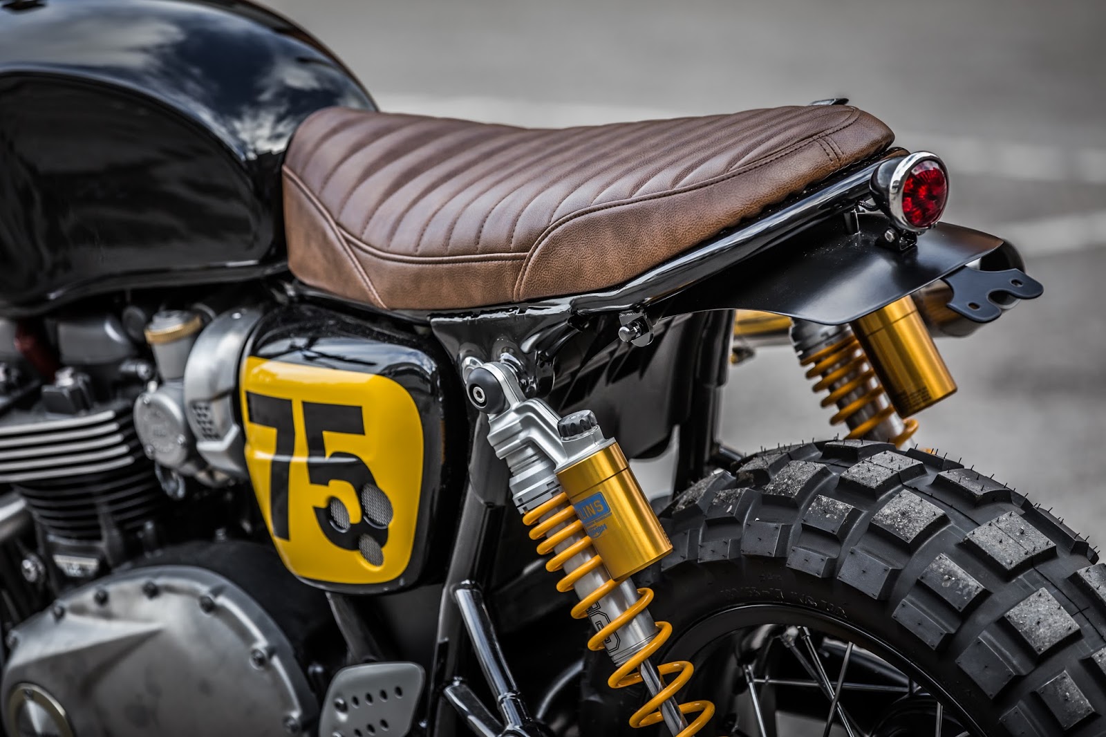 Triumph Thruxton Cafe Racer