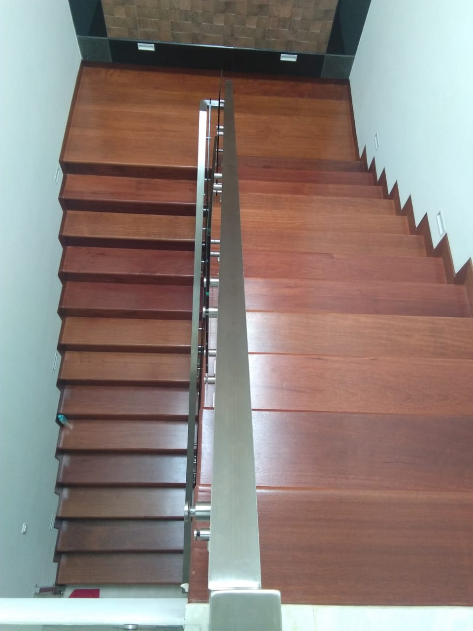 Lantai kayu Parket Serang Banten berkualitas harga bersaing - Rajawali