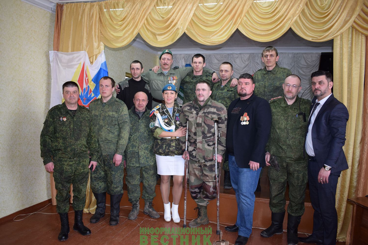 сайт администрации г кировска лнр. город кировск лнр. синоптик кировск лнр. кировск лнр парк администрации. обстрел кировска луганской 2014г.