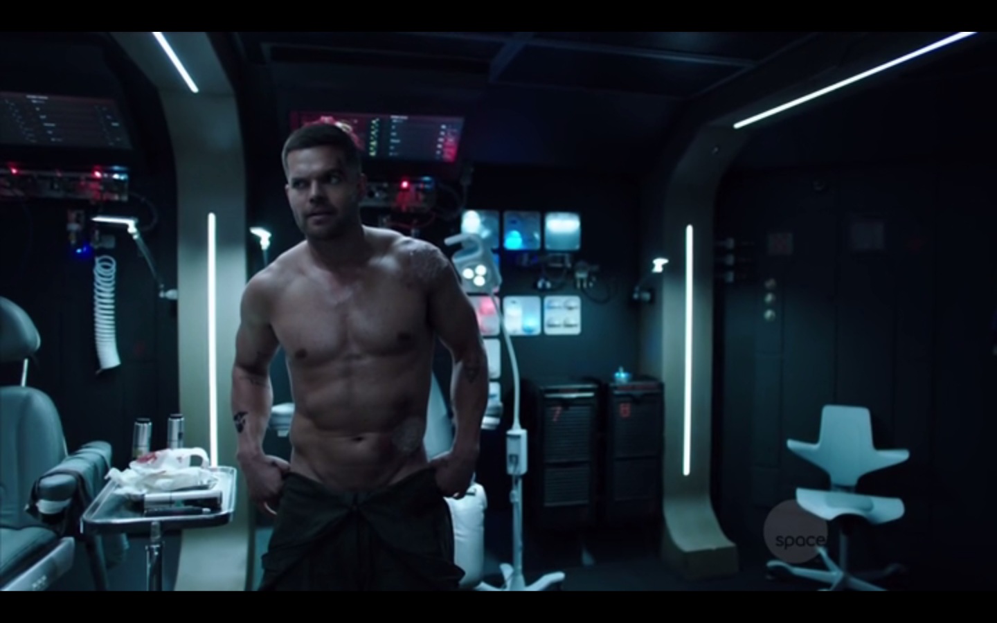 The Expanse 2x13 - Wes Chatham.