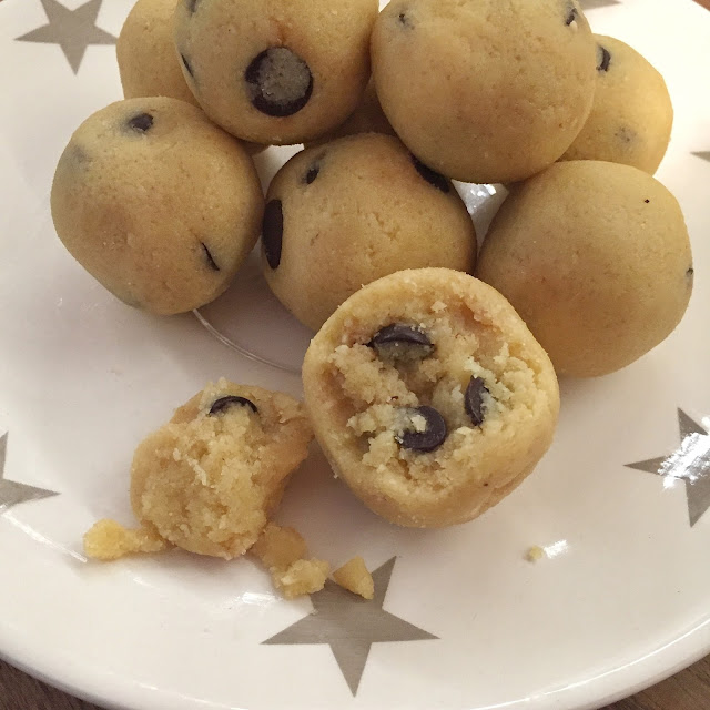 olles *Himmelsglitzerdings* Cookie Dough Kugeln zuckerfrei / Low Carb