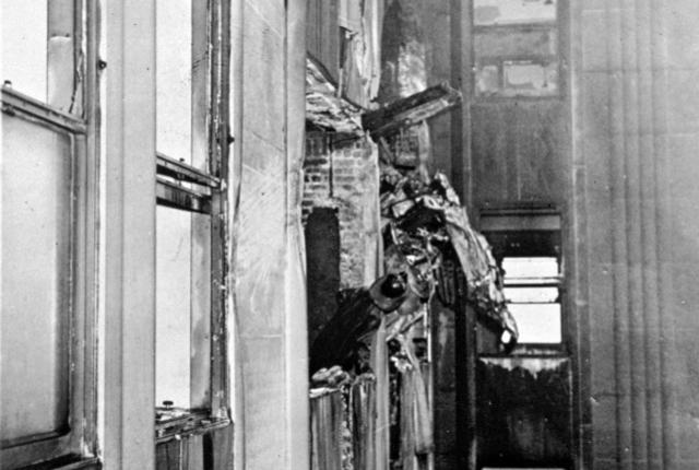 Empire State Building : les photos impressionnantes du crash d'avion de 1945 