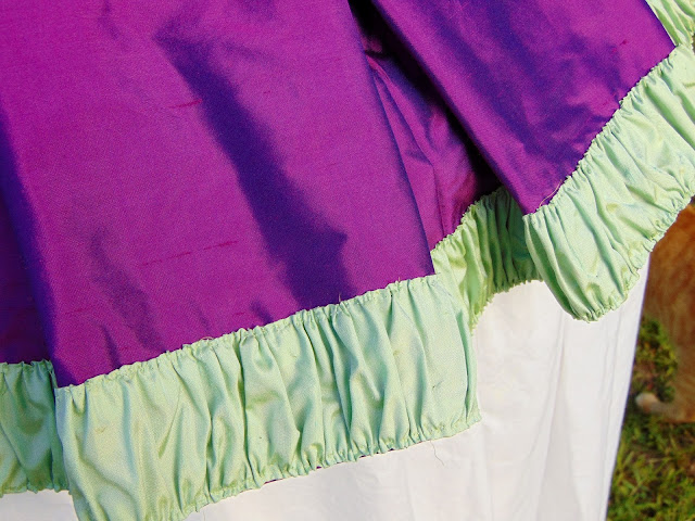 The Antique Sewist: Casaquin Jacket - Purple & Green Silk