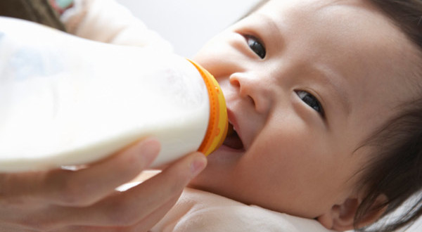Kelebihan, Kekurangan dan Manfaat Susu Formula Bayi Soya